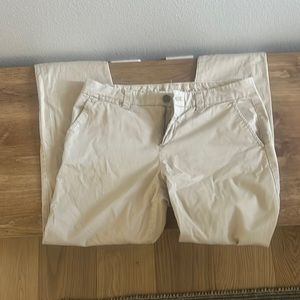Women’s khaki pants